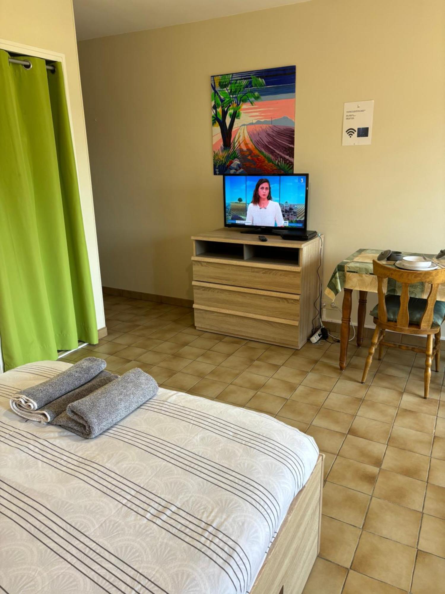Appartement - Les Jardins De Cybele - Greoux-Les-Bains ภายนอก รูปภาพ